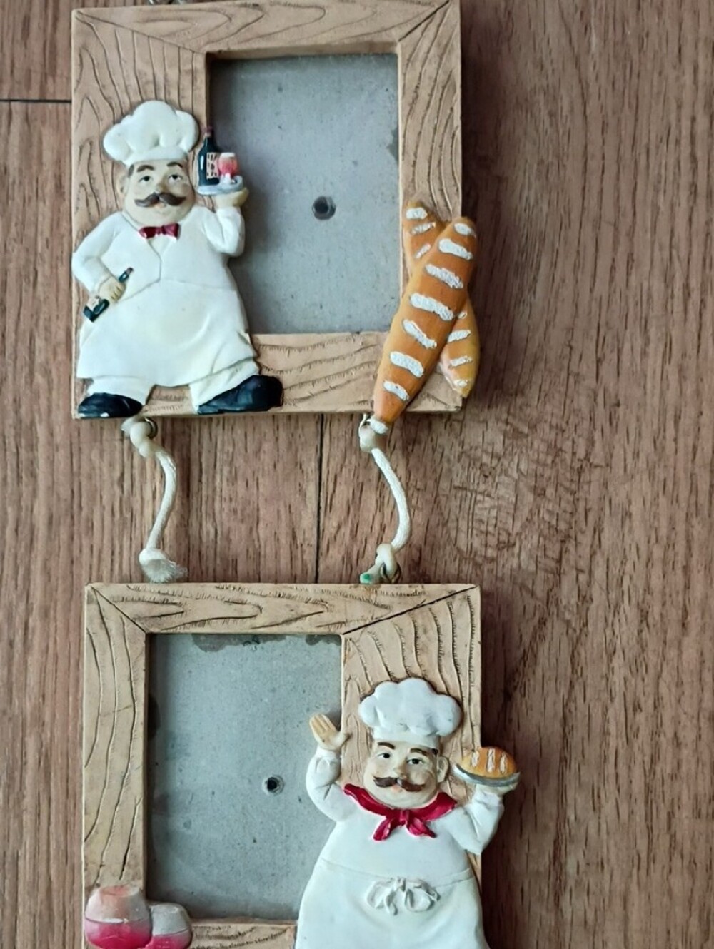 Chef-Themed Hanging Photo Frame Trio in White and Brown - Picture 2 of 6